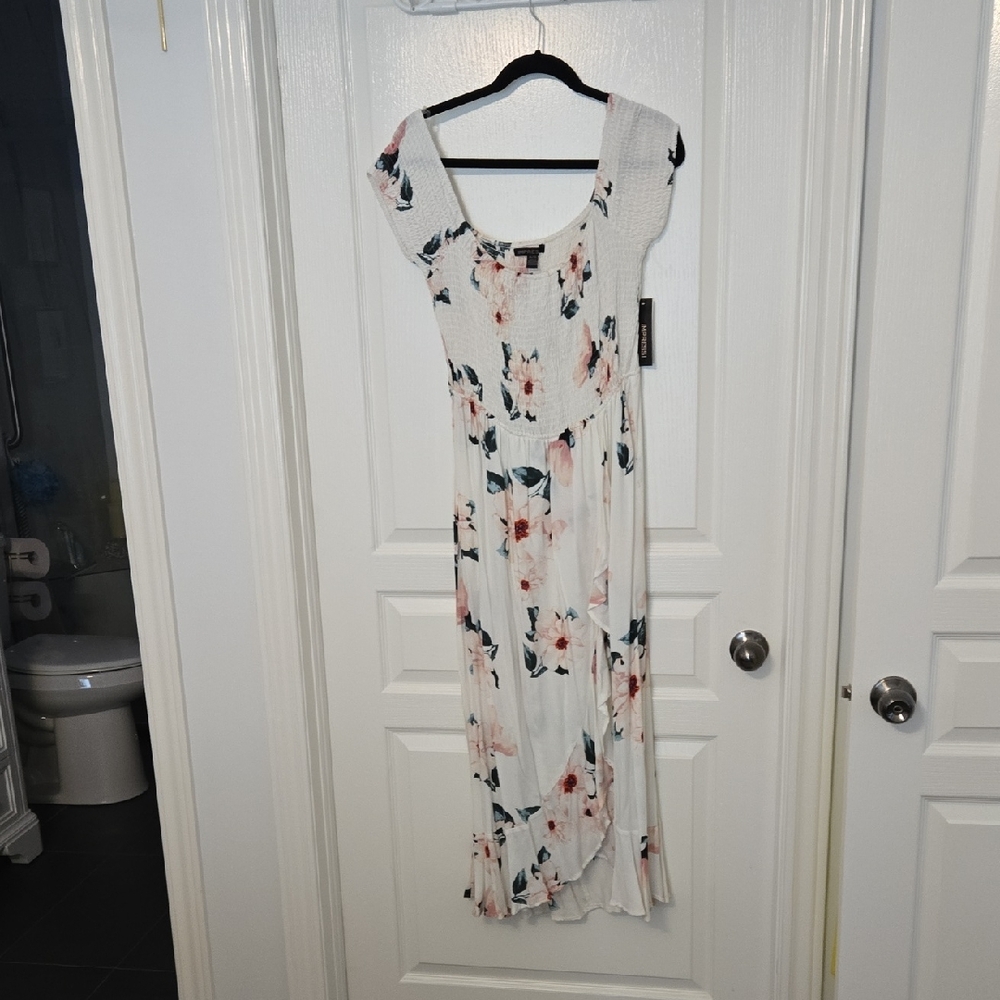 imPRESS Pink and White Sleeveless Sundress